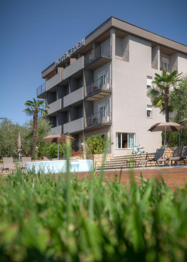 Hotel Eden Torri Del Benaco Buitenkant foto