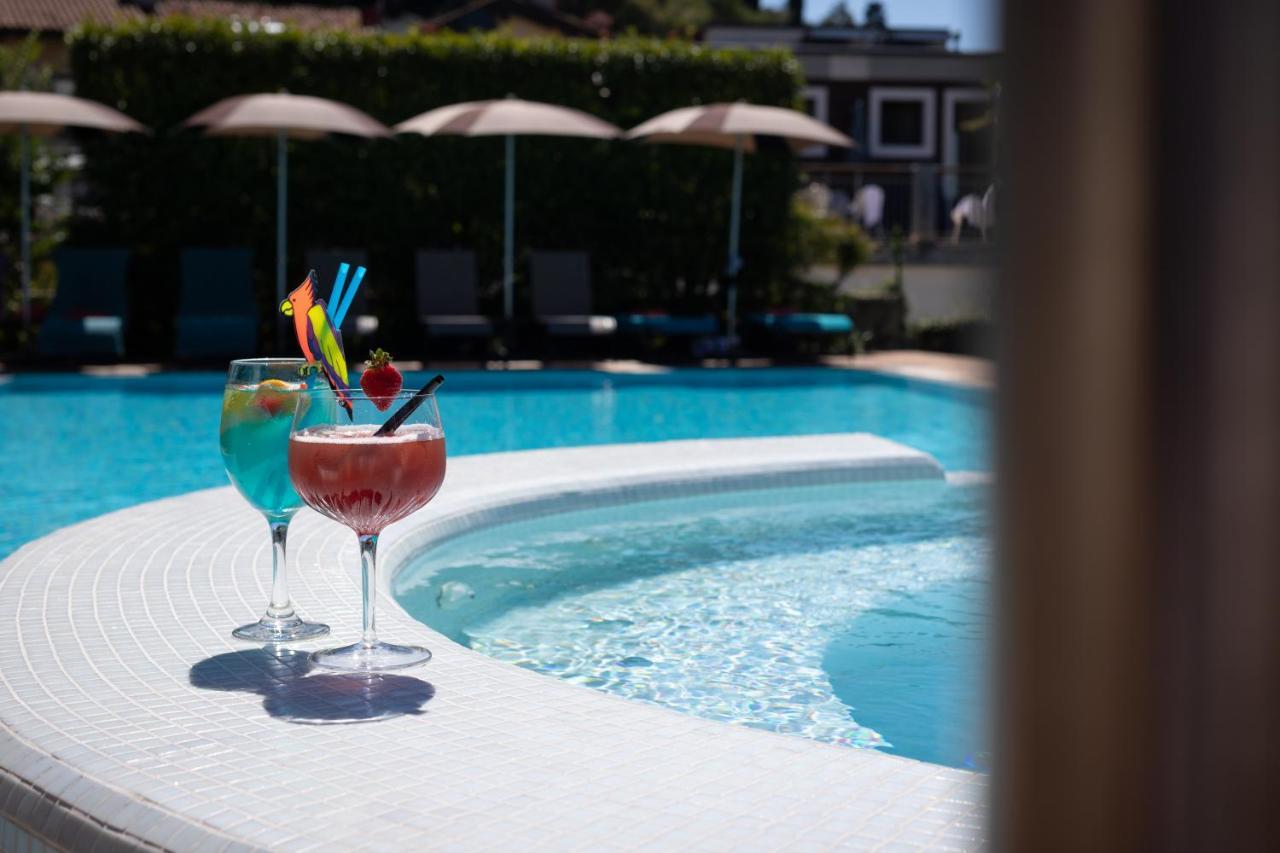 Hotel Eden Torri Del Benaco Buitenkant foto