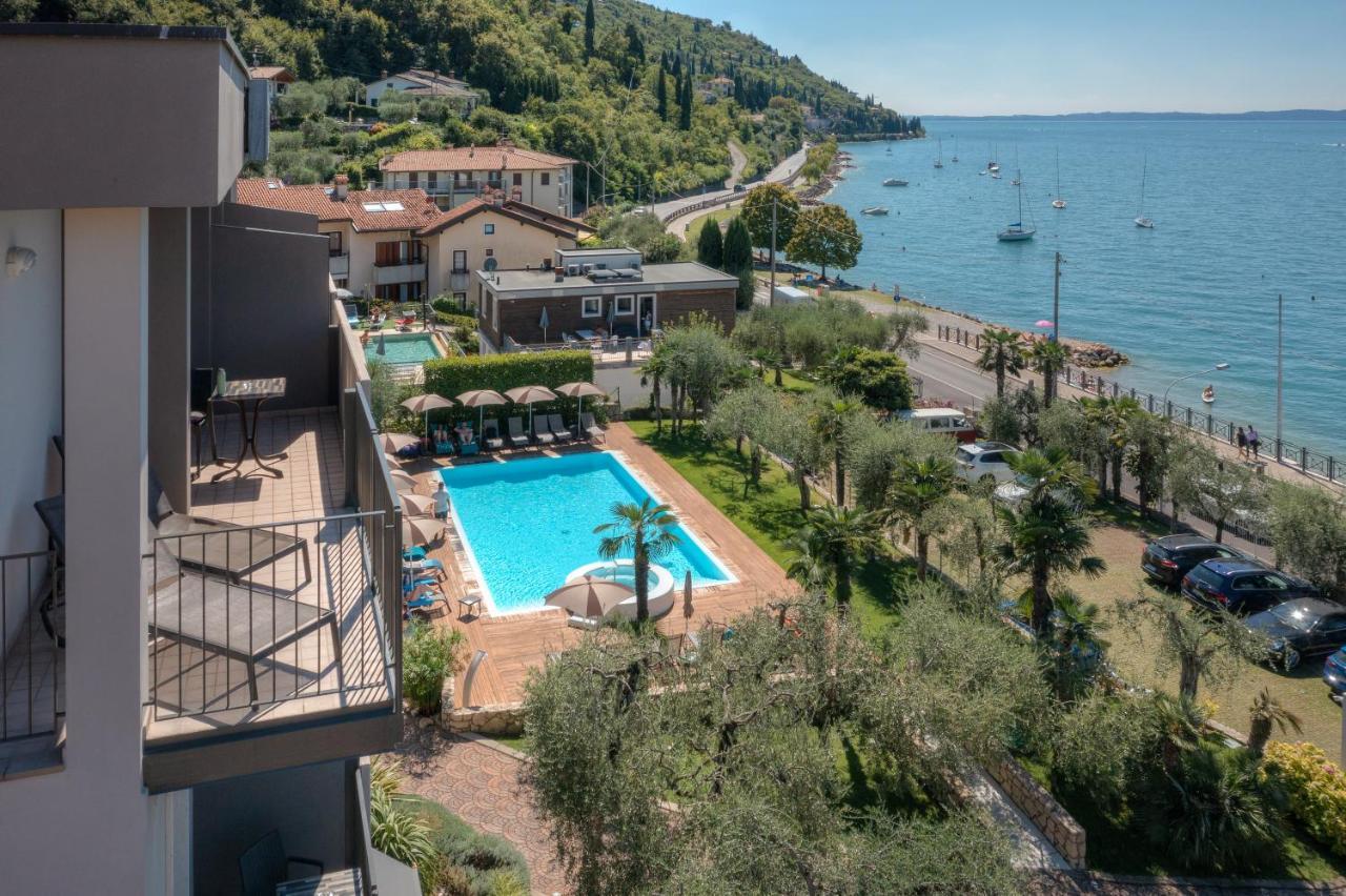 Hotel Eden Torri Del Benaco Buitenkant foto