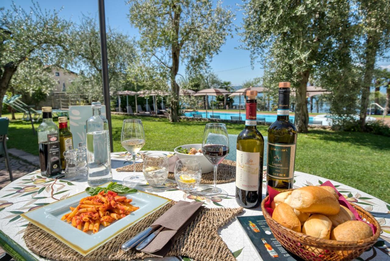 Hotel Eden Torri Del Benaco Buitenkant foto